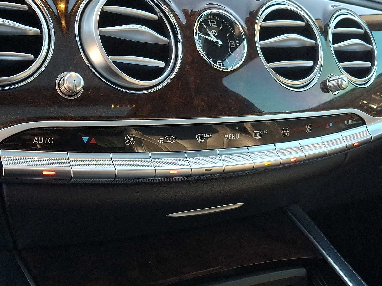 Thumbnail: 2018 Mercedes-Benz B-Class - 13