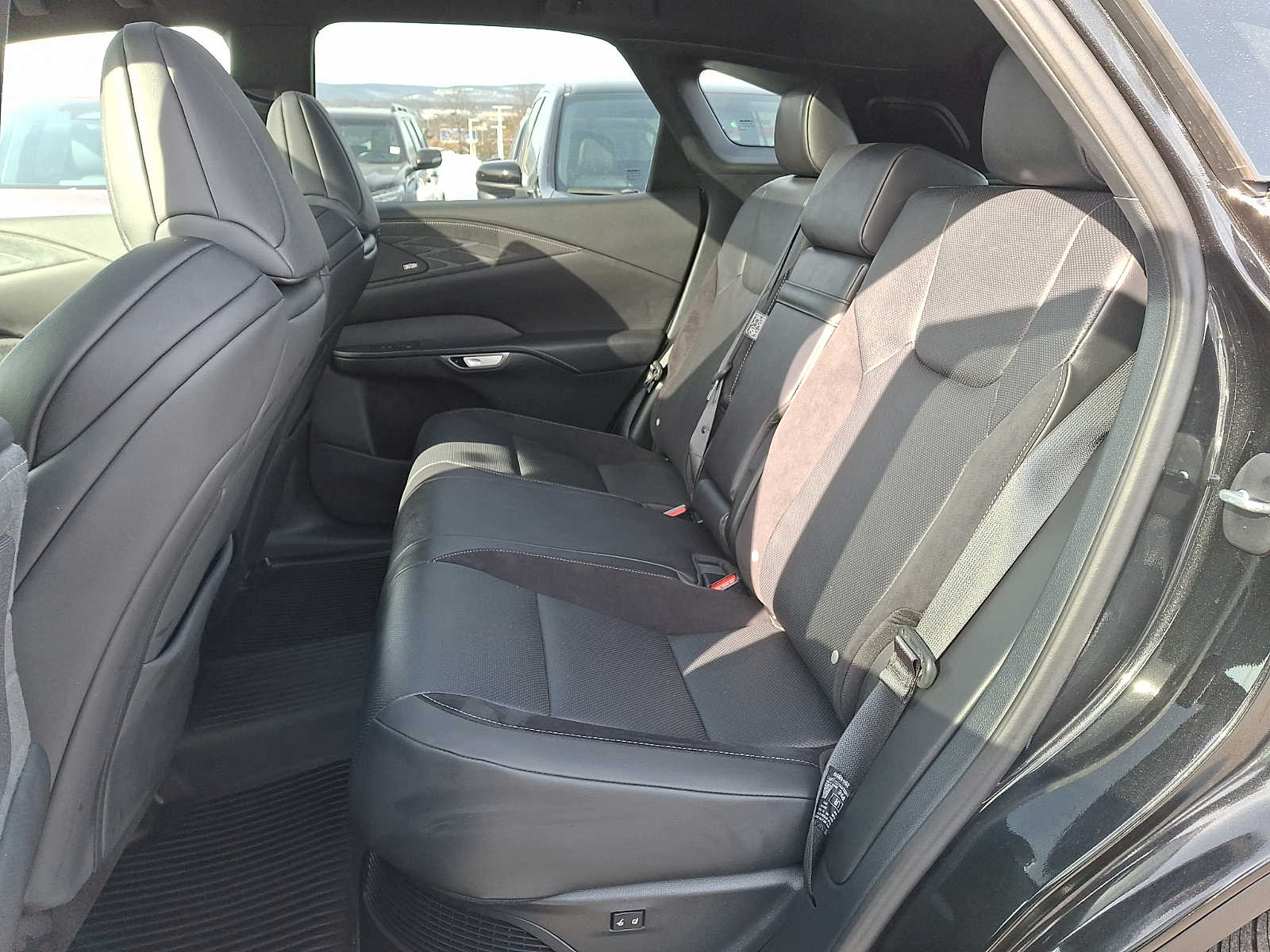 Thumbnail: 2024 Lexus RX - 7