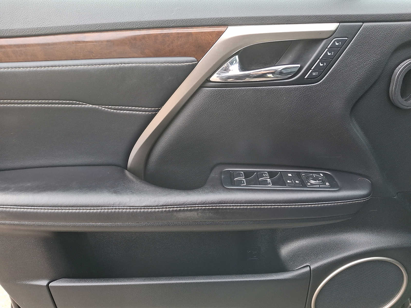 Thumbnail: 2016 Lexus RX - 8