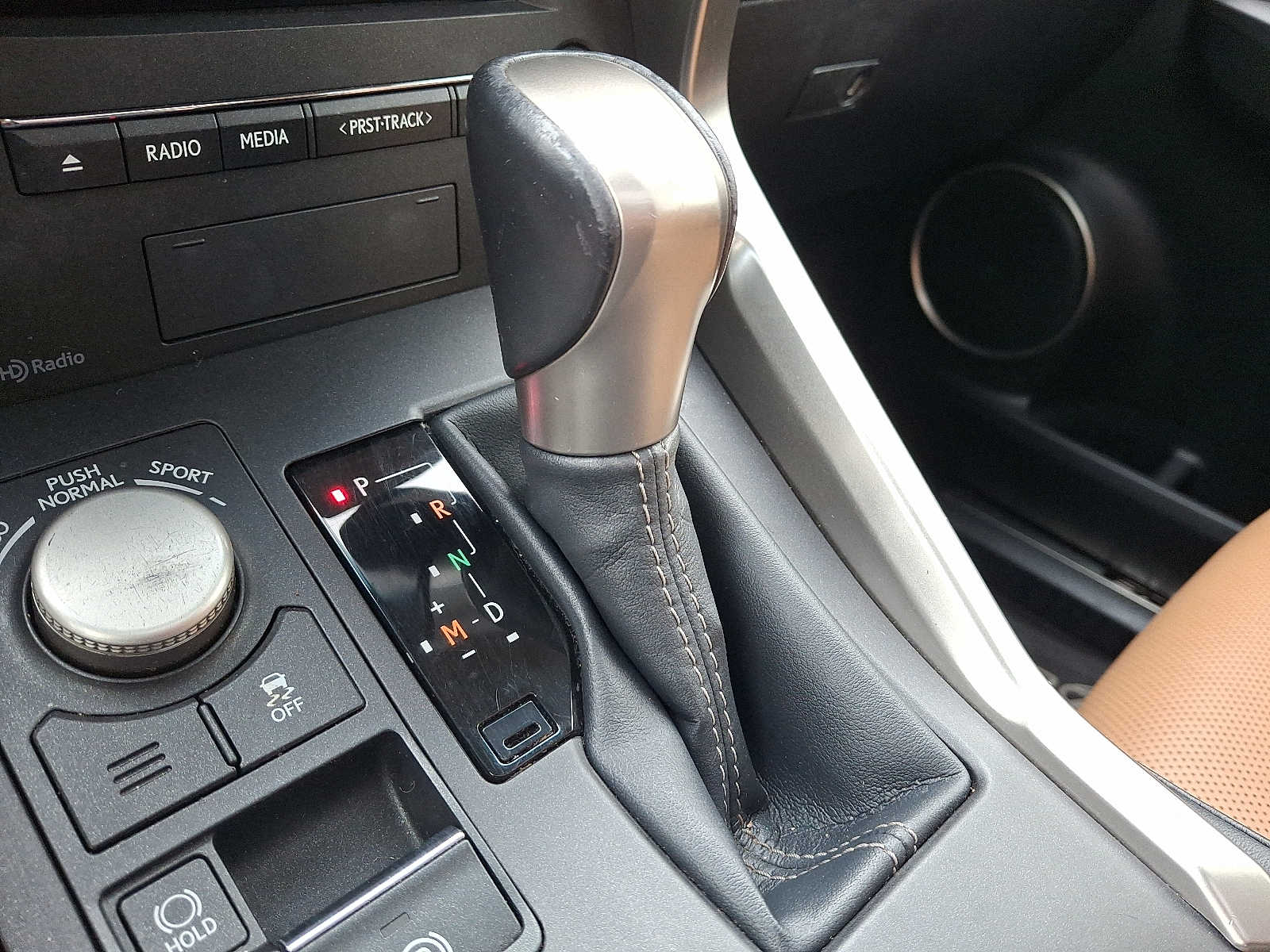Thumbnail: 2015 Lexus NX - 9