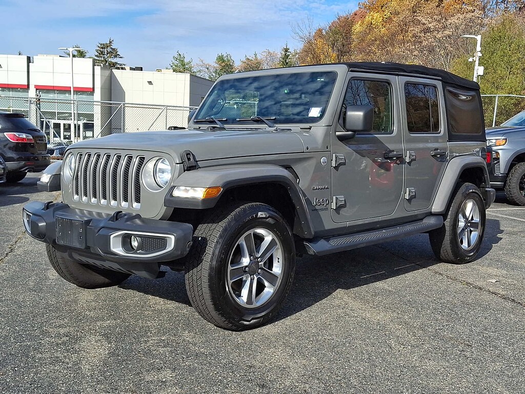 Used 2018 Jeep Wrangler Unlimited Sahara 4x4 SUV