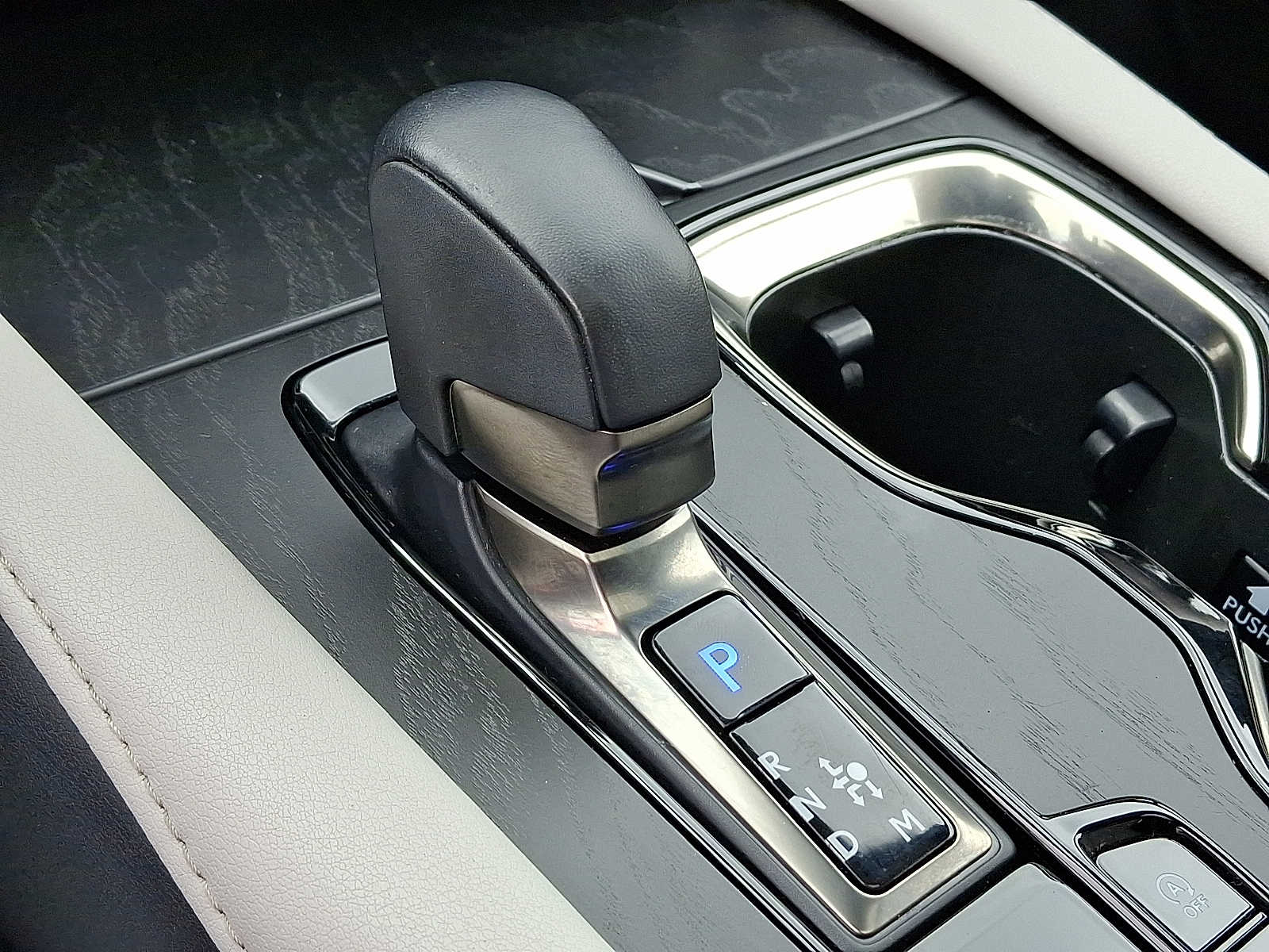 Thumbnail: 2024 Lexus RX - 13