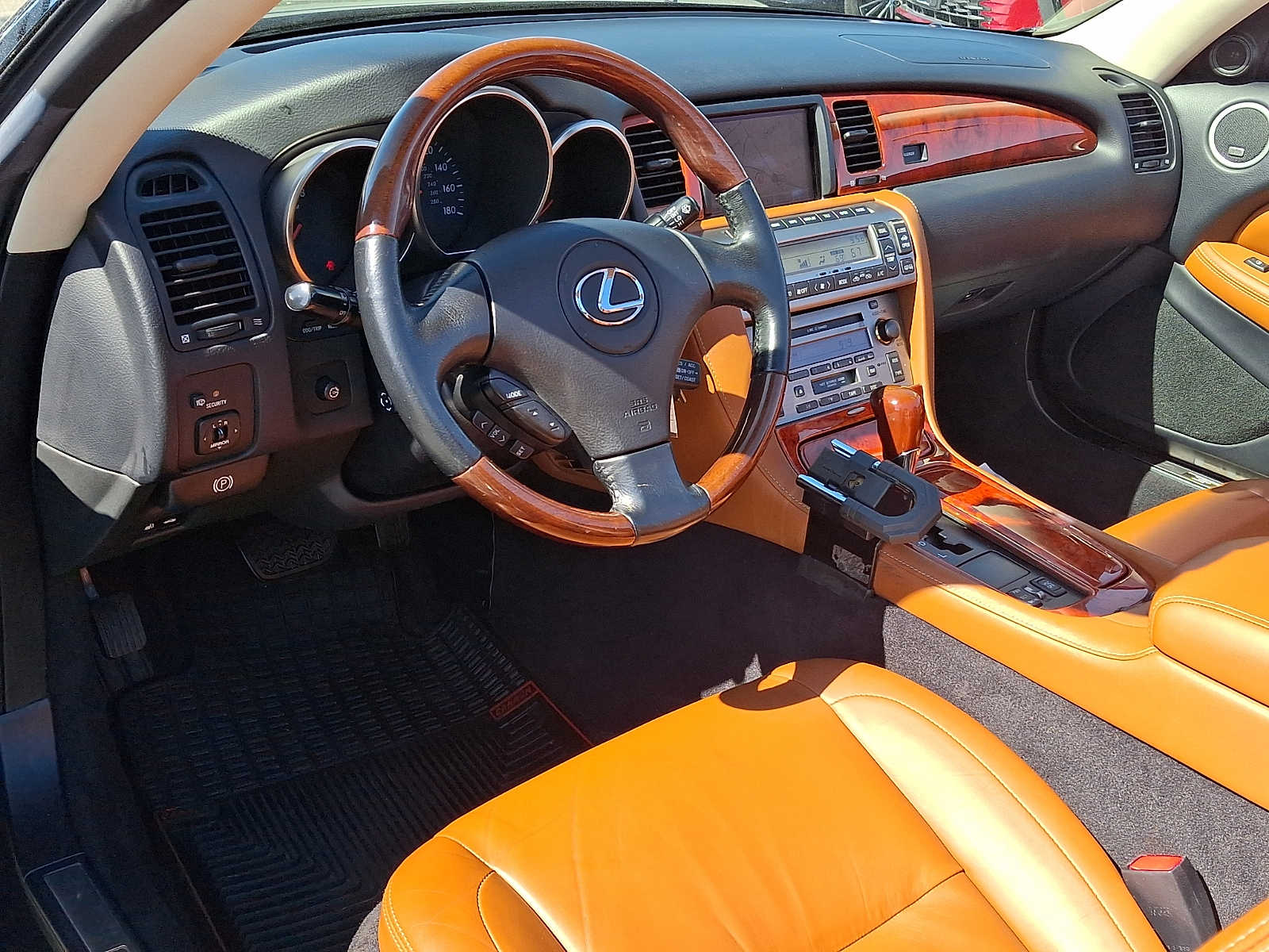 Thumbnail: 2002 Lexus SC - 9