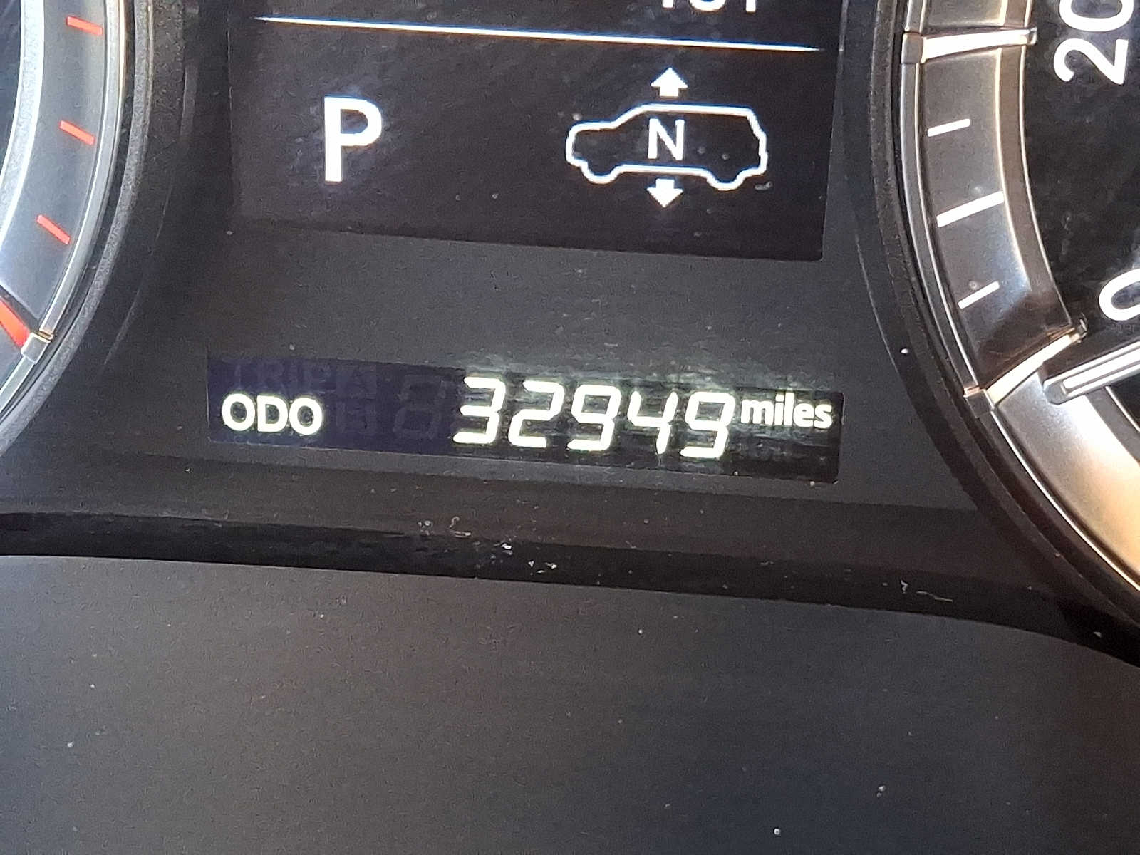 Thumbnail: 2020 Lexus LX - 18