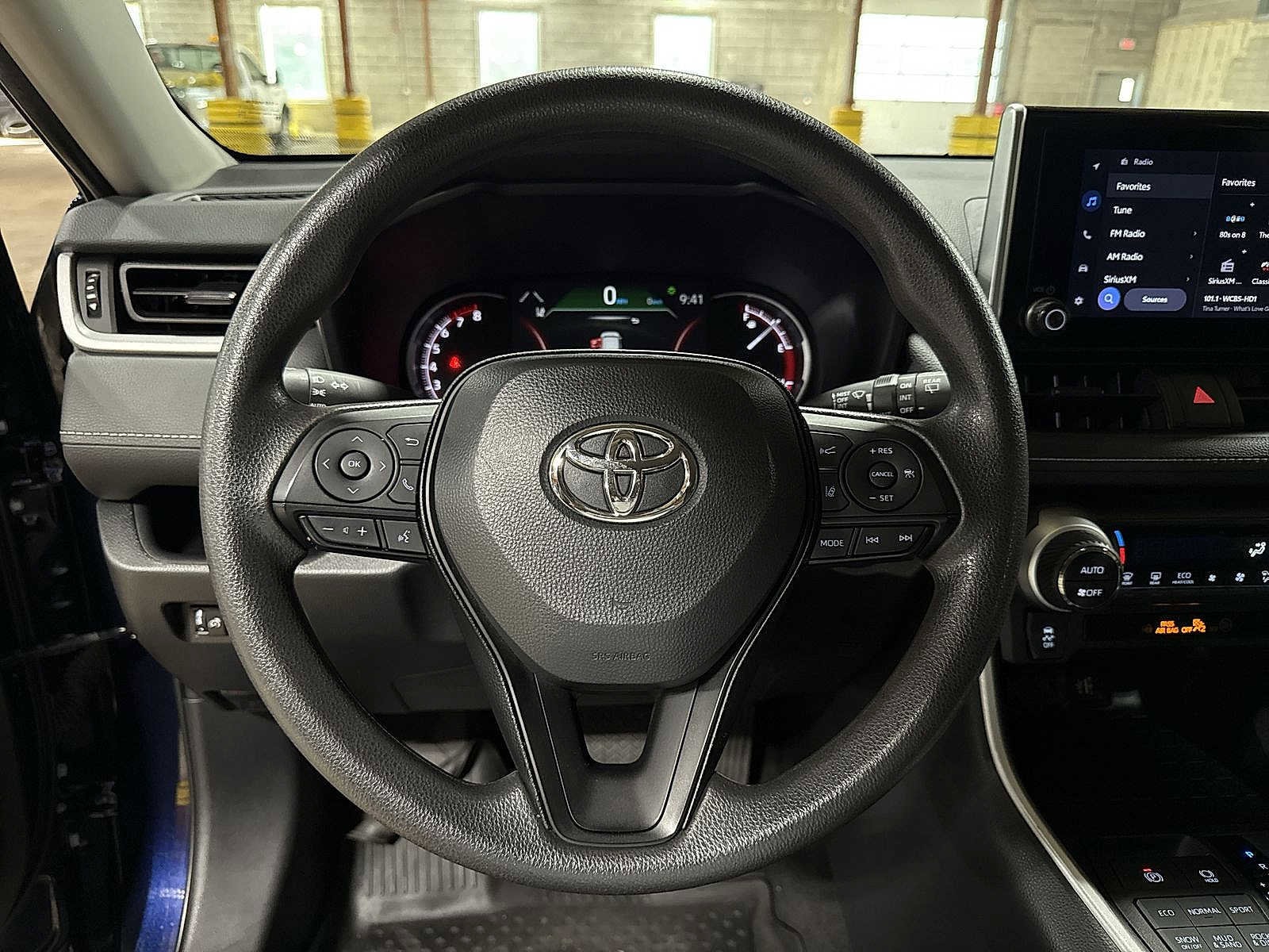 Thumbnail: 2024 Toyota RAV4 - 18