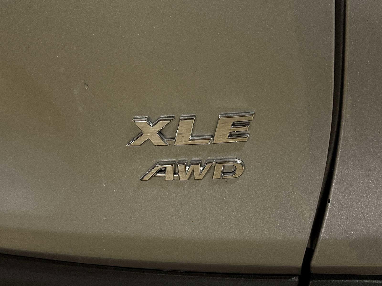 Thumbnail: 2024 Toyota RAV4 - 26