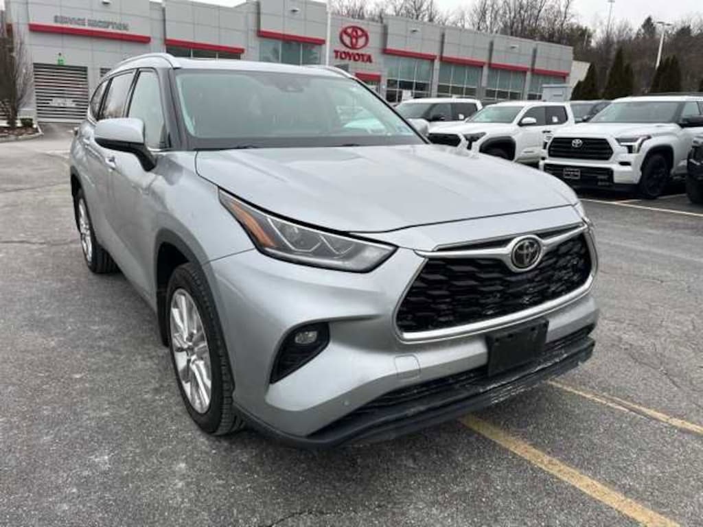 Used 2020 Toyota Highlander Limited SUV
