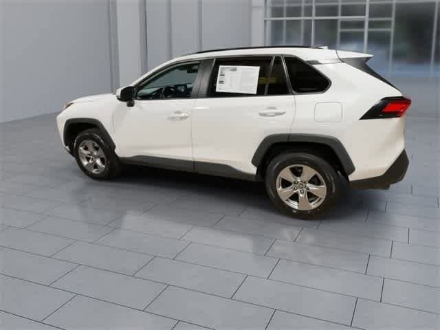 Thumbnail: 2022 Toyota RAV4 - 6