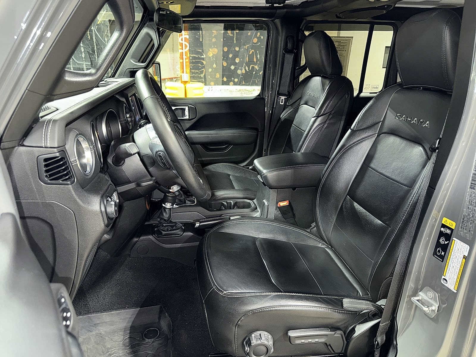 Thumbnail: 2020 Jeep Wrangler - 15