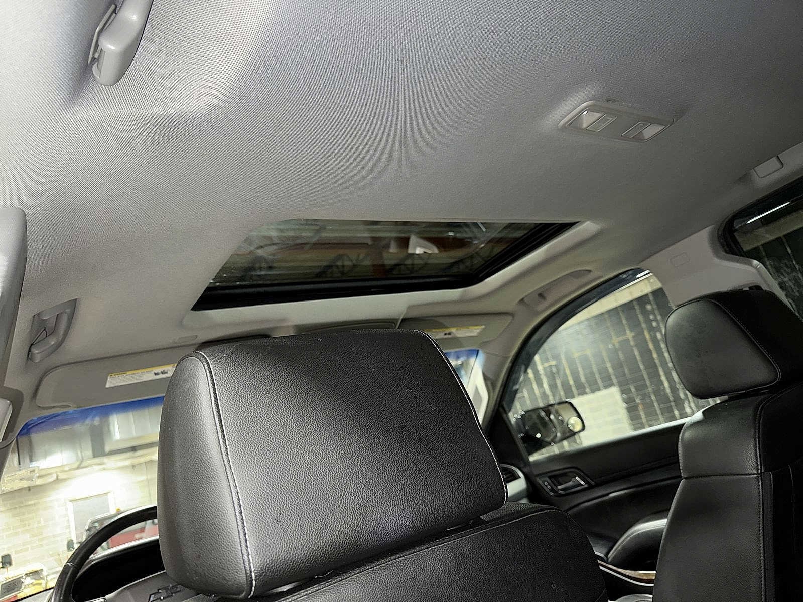 Thumbnail: 2017 Chevrolet Suburban - 26