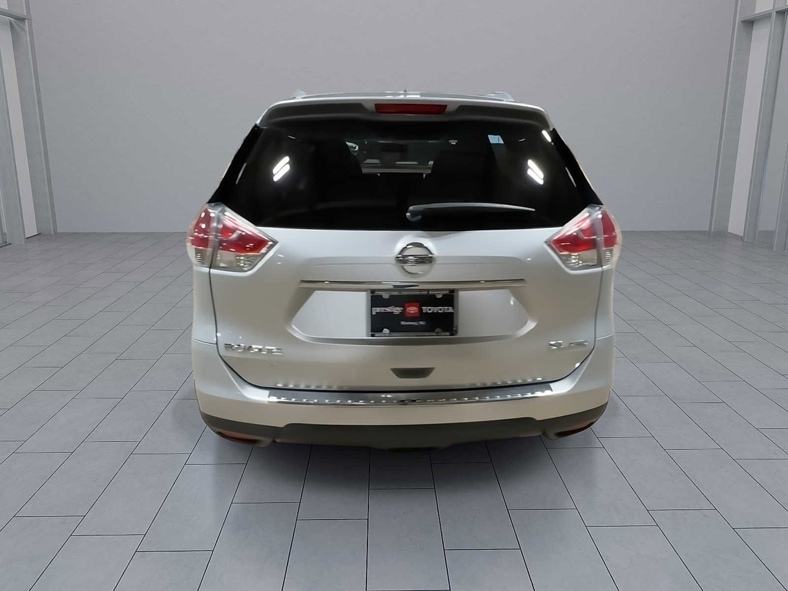 Thumbnail: 2015 Nissan Rogue - 7