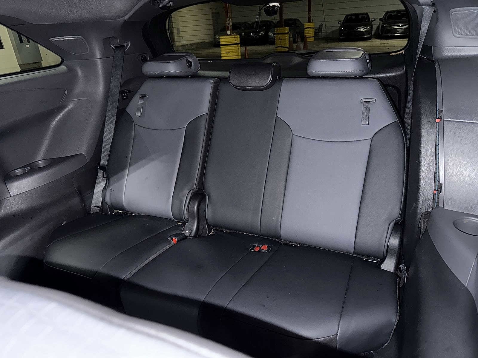Thumbnail: 2022 Toyota Sienna - 18