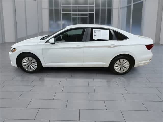Thumbnail: 2019 Volkswagen Jetta - 3