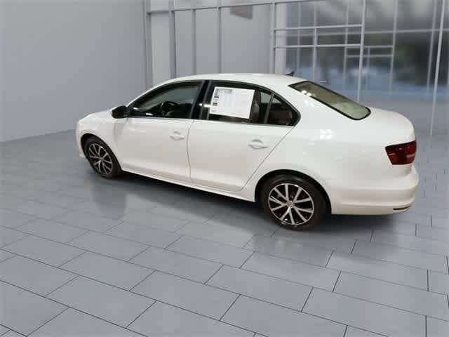Thumbnail: 2017 Volkswagen Jetta - 6