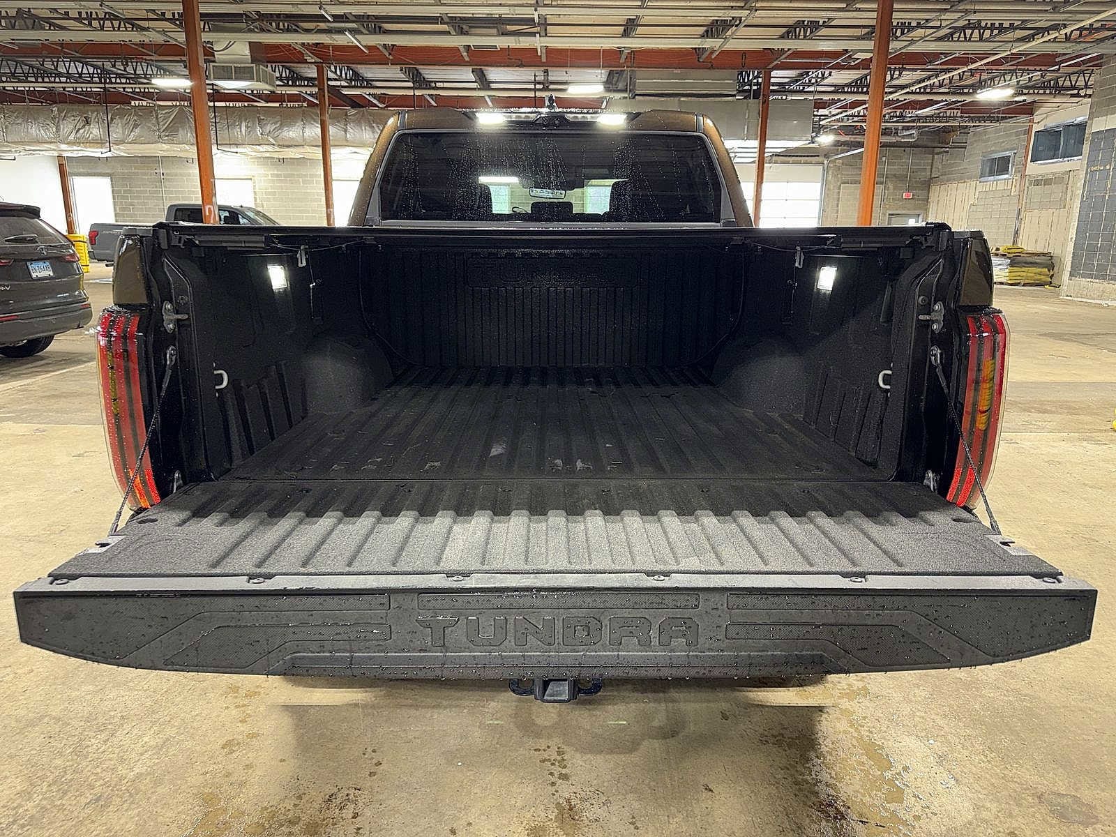 Thumbnail: 2022 Toyota Tundra - 11