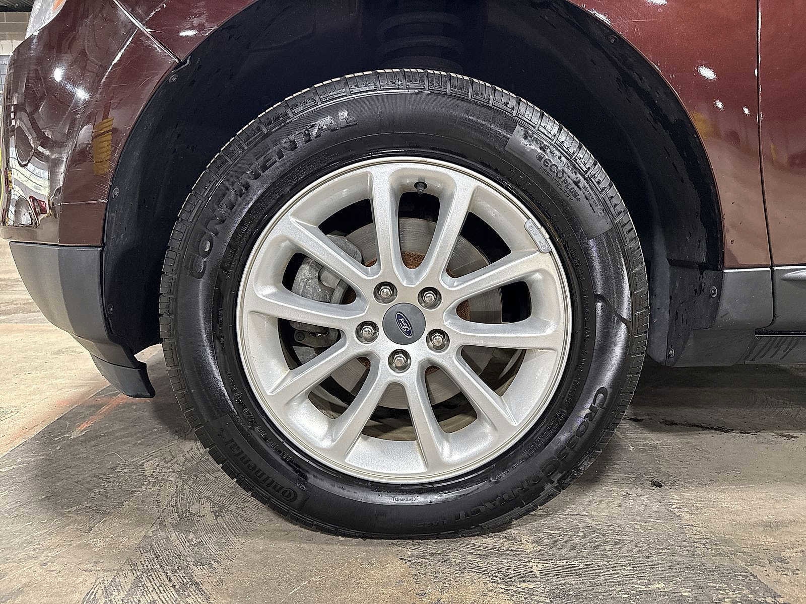 Thumbnail: 2010 Ford Edge - 10