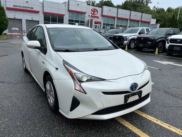 Thumbnail: 2017 Toyota Prius - 3