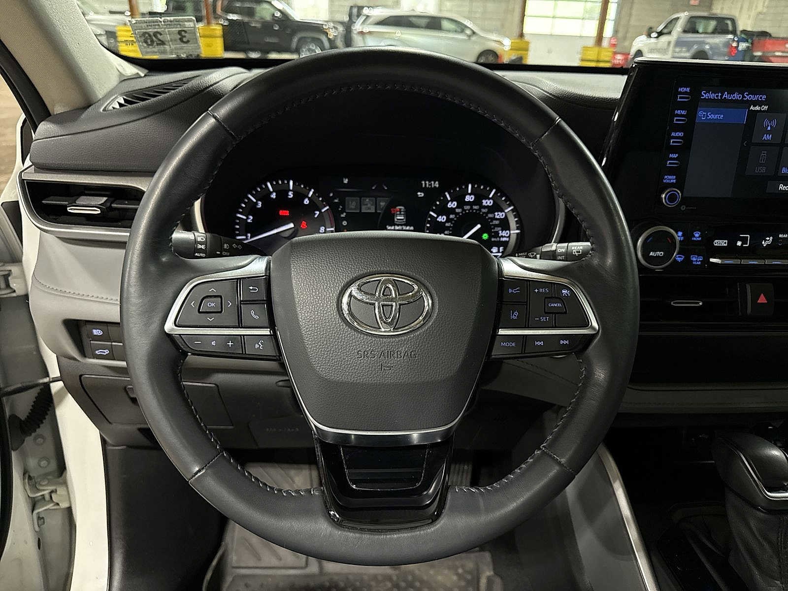 Thumbnail: 2021 Toyota Highlander - 19