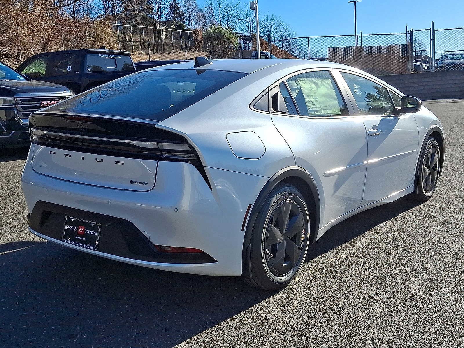 Thumbnail: 2026 Toyota Prius - 18