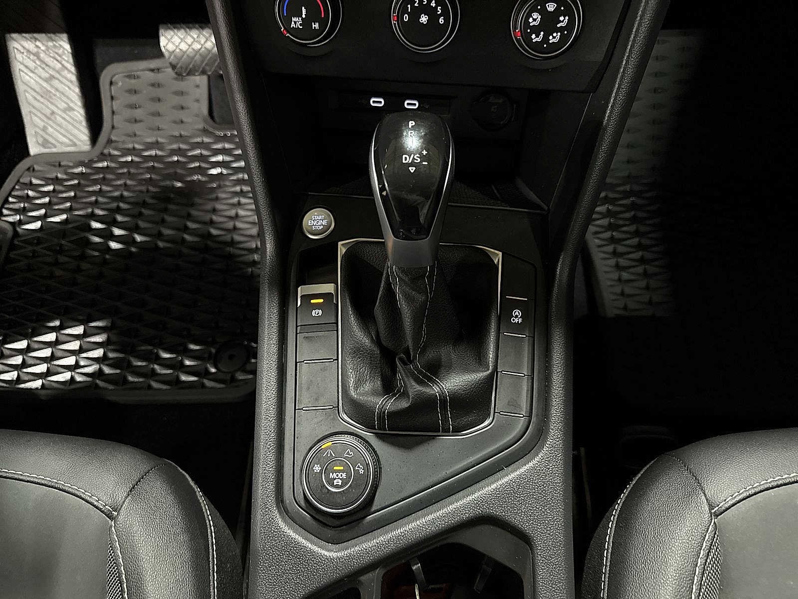 Thumbnail: 2022 Volkswagen Taos - 31