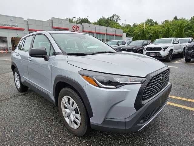 2023 Toyota Corolla Cross L 3