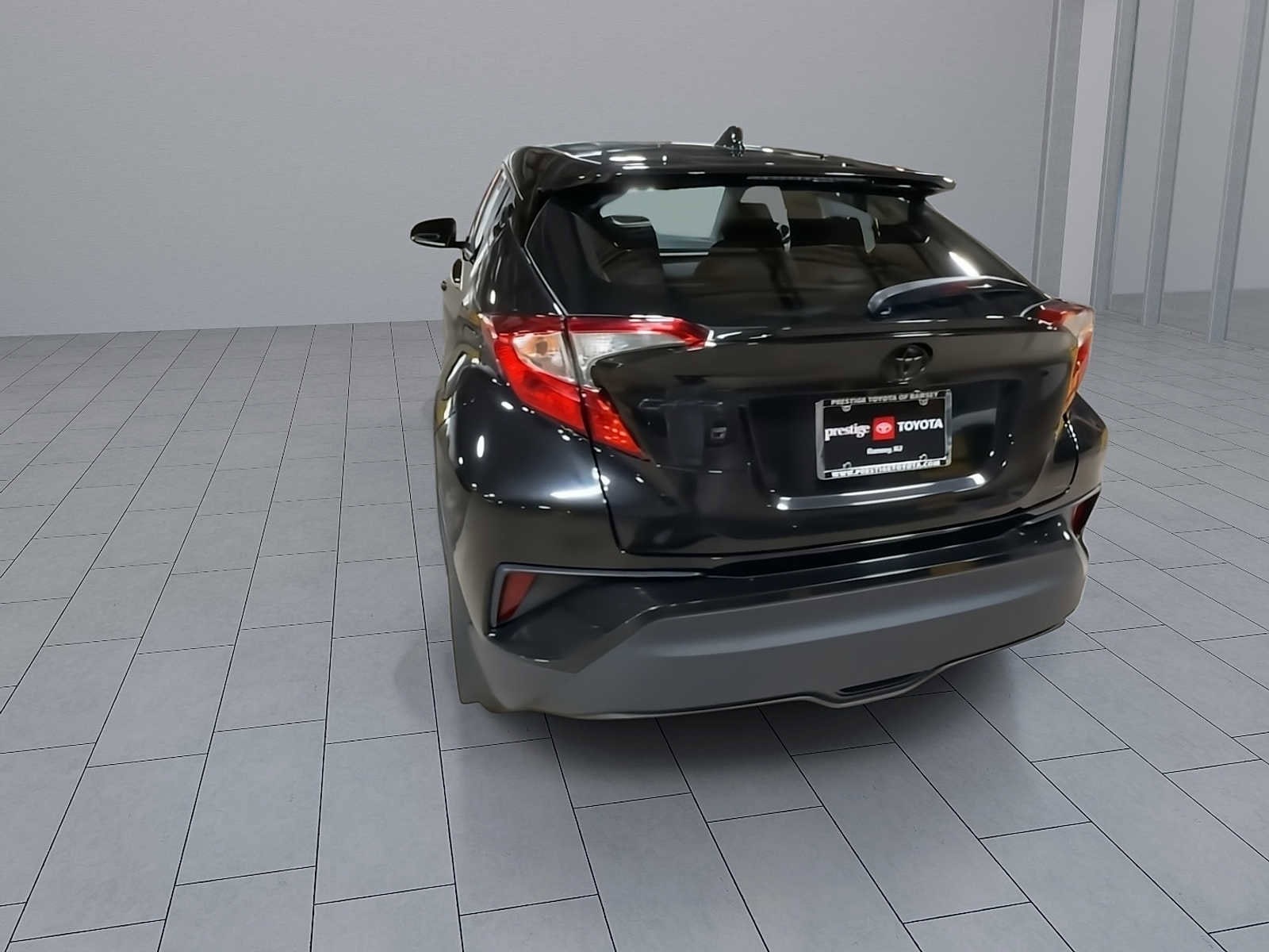 Thumbnail: 2020 Toyota C-HR - 6