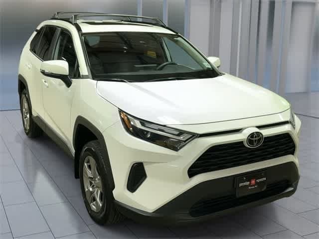 2022 Toyota RAV4 XLE Hero Image