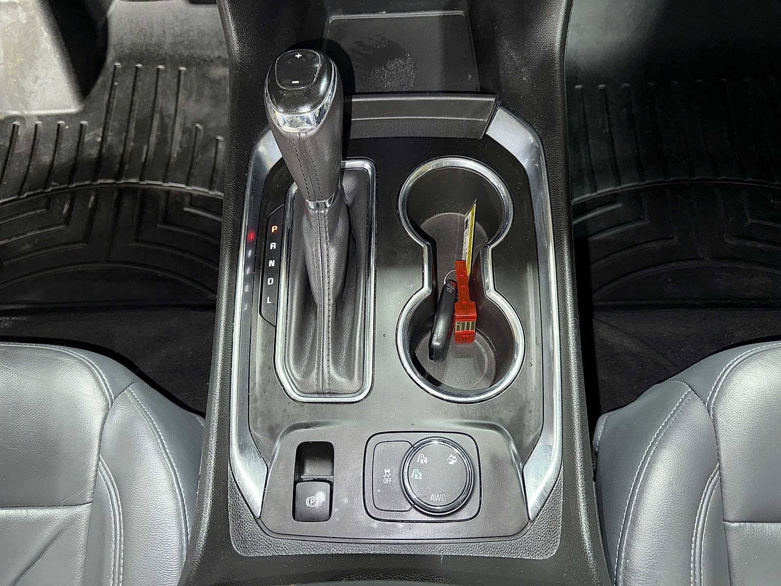 Thumbnail: 2018 Chevrolet Traverse - 32