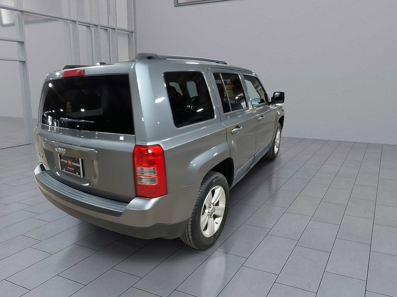 Thumbnail: 2011 Jeep Patriot - 8