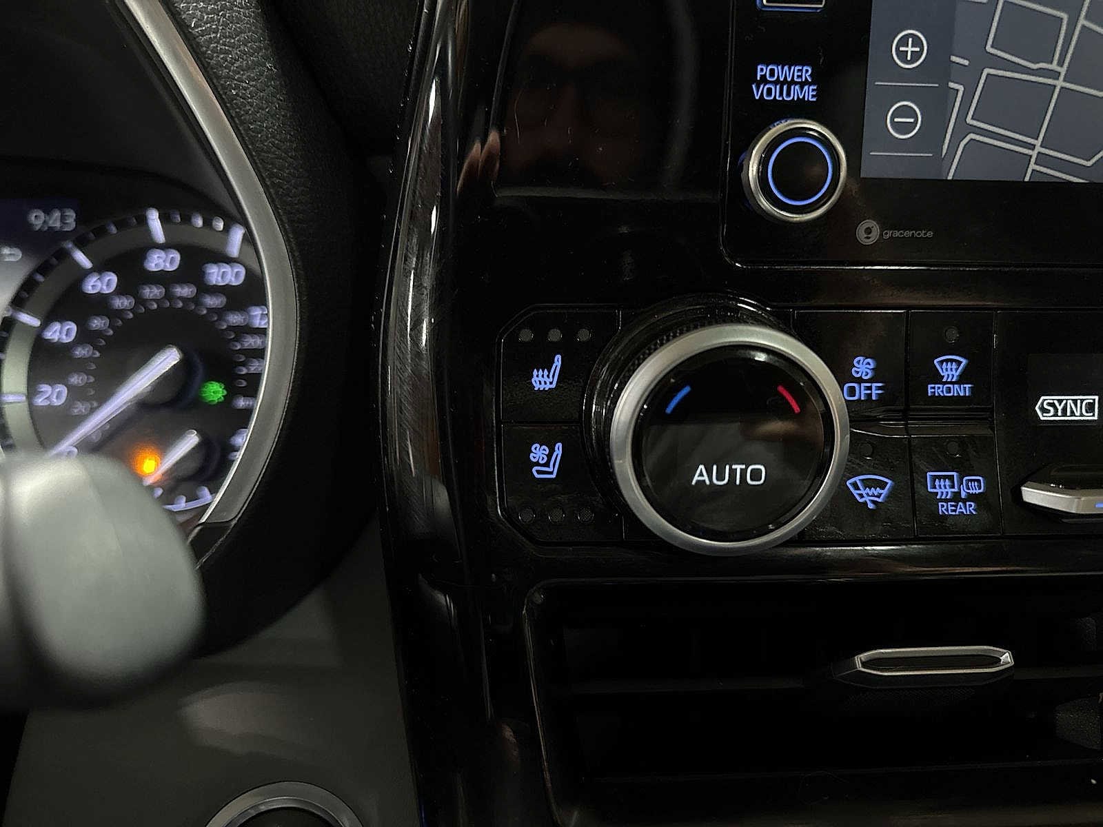 Thumbnail: 2020 Toyota Highlander - 33