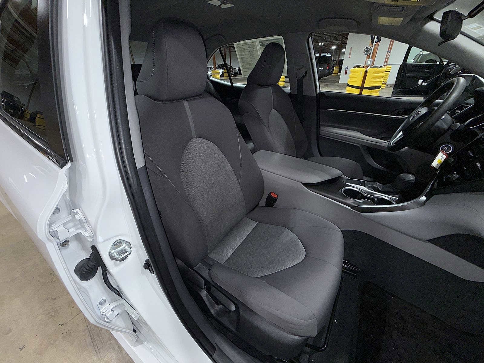 Thumbnail: 2023 Toyota Camry - 16