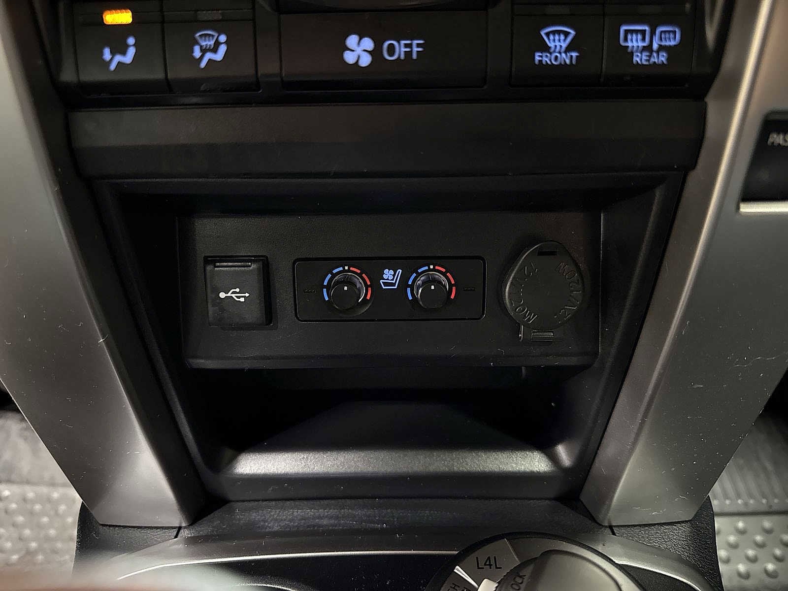 Thumbnail: 2023 Toyota 4Runner - 33