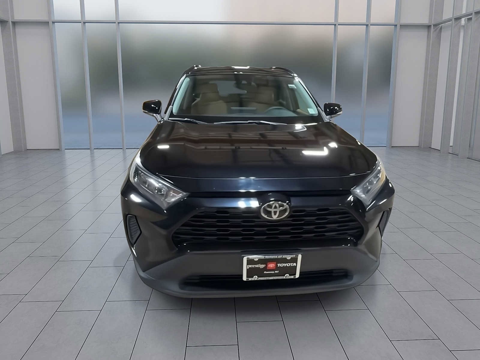 Thumbnail: 2021 Toyota RAV4 - 3