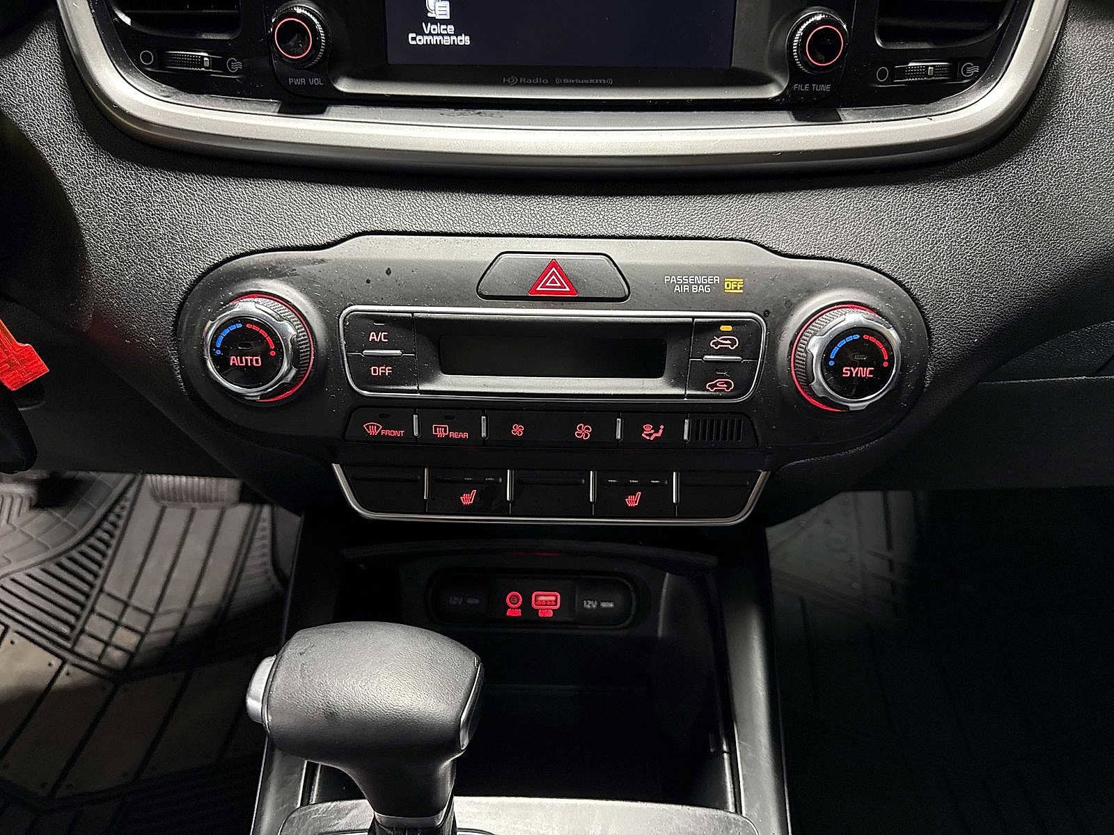 Thumbnail: 2019 Kia Sorento - 21