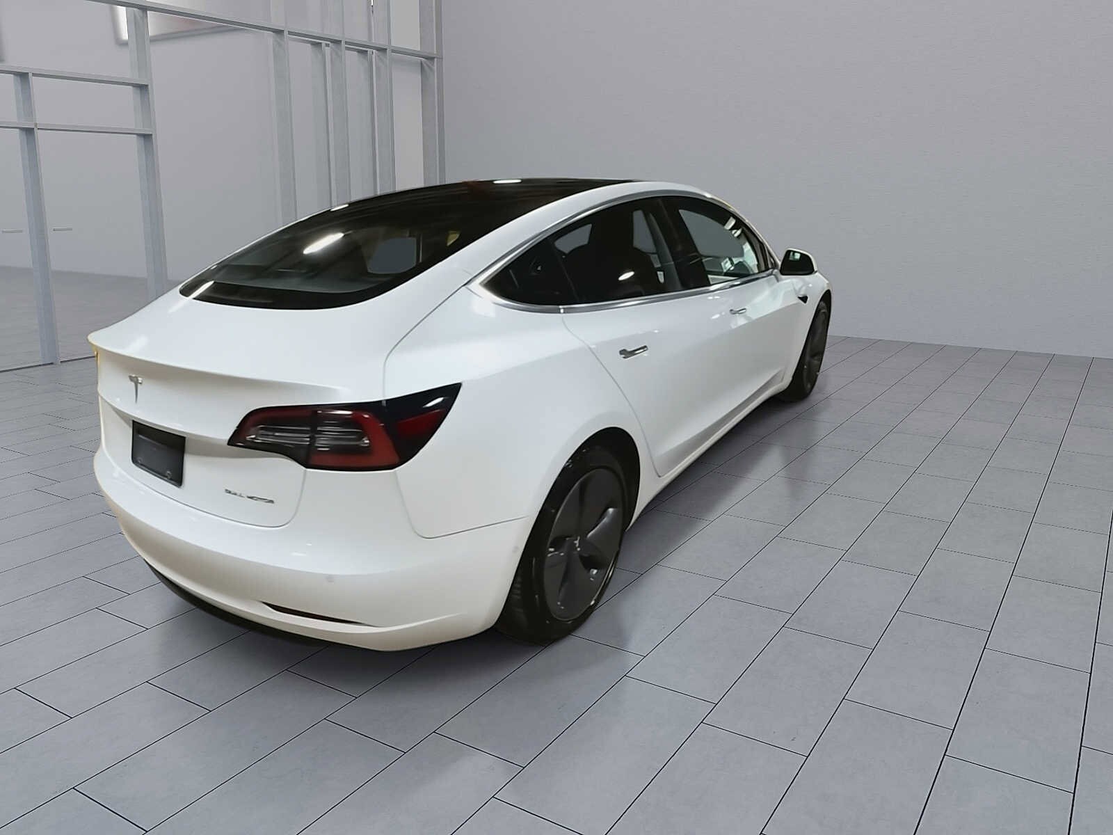Thumbnail: 2019 Tesla Model 3 - 8