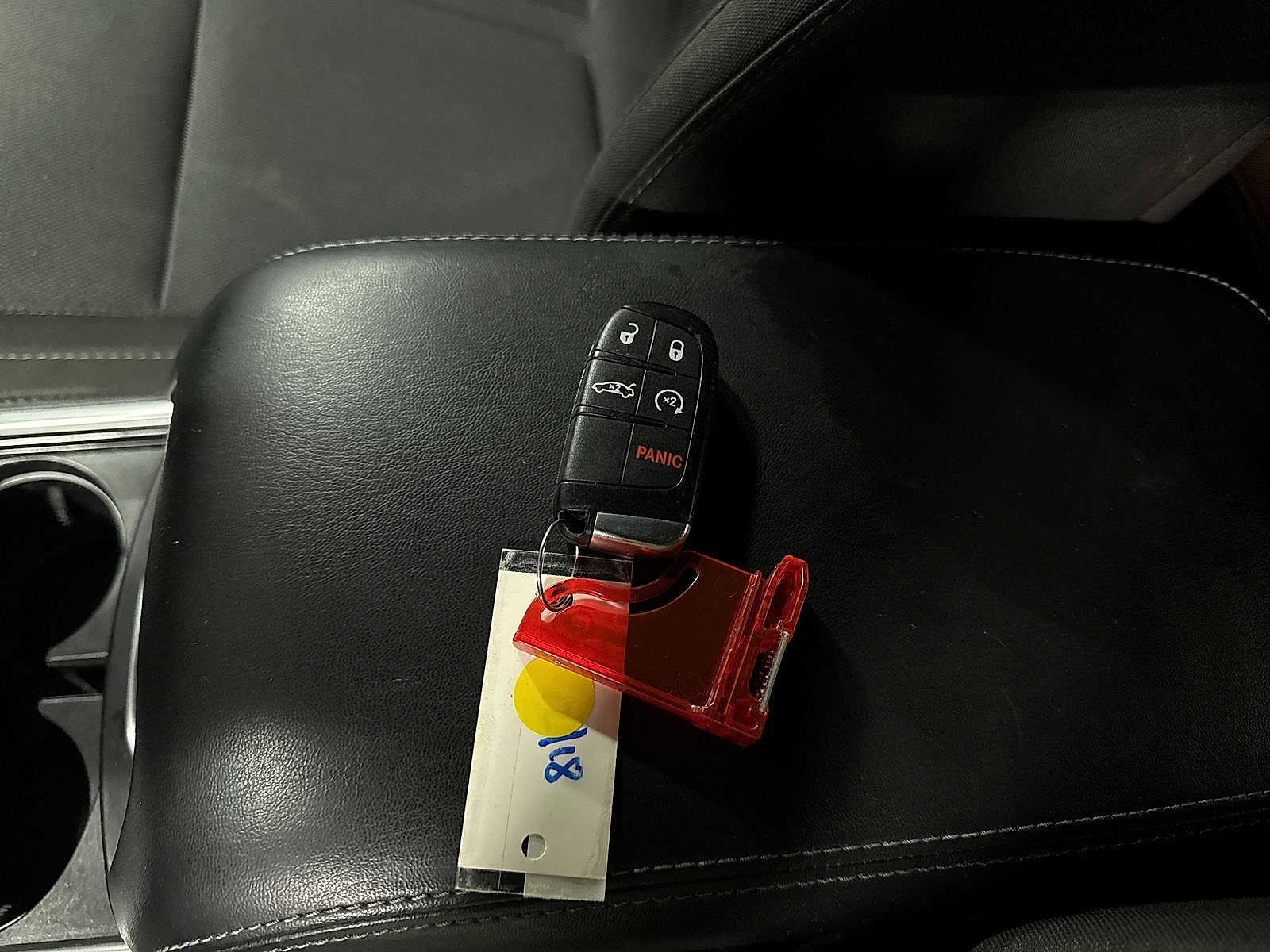 Thumbnail: 2020 Dodge Charger - 29