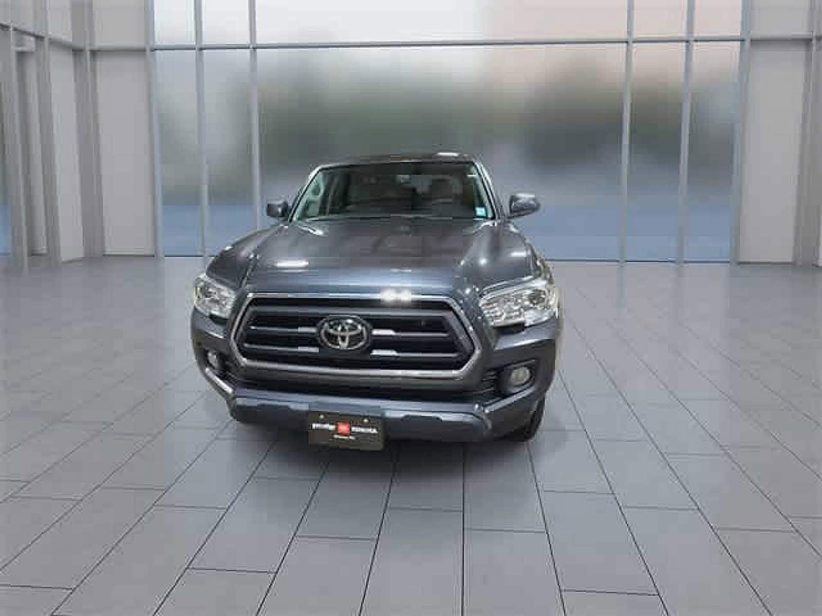 Thumbnail: 2022 Toyota Tacoma - 5