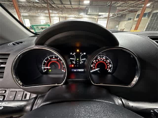 2012 Toyota Highlander Limited 34
