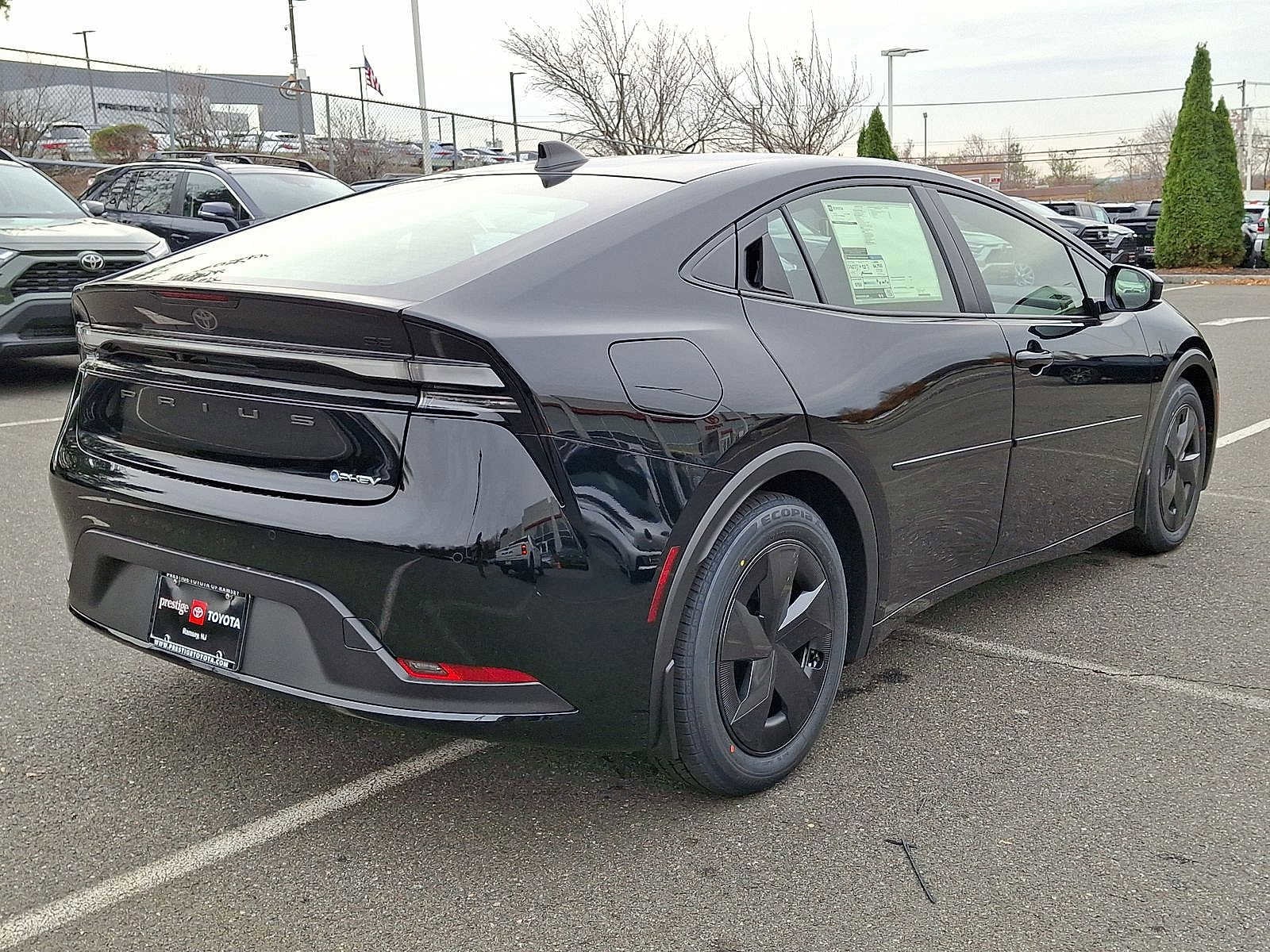 Thumbnail: 2026 Toyota Prius - 12