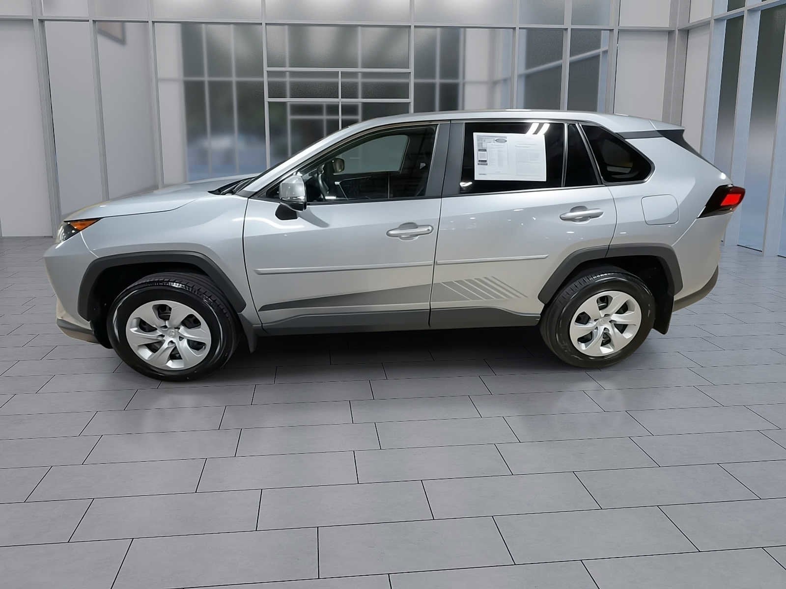 Thumbnail: 2022 Toyota RAV4 - 5