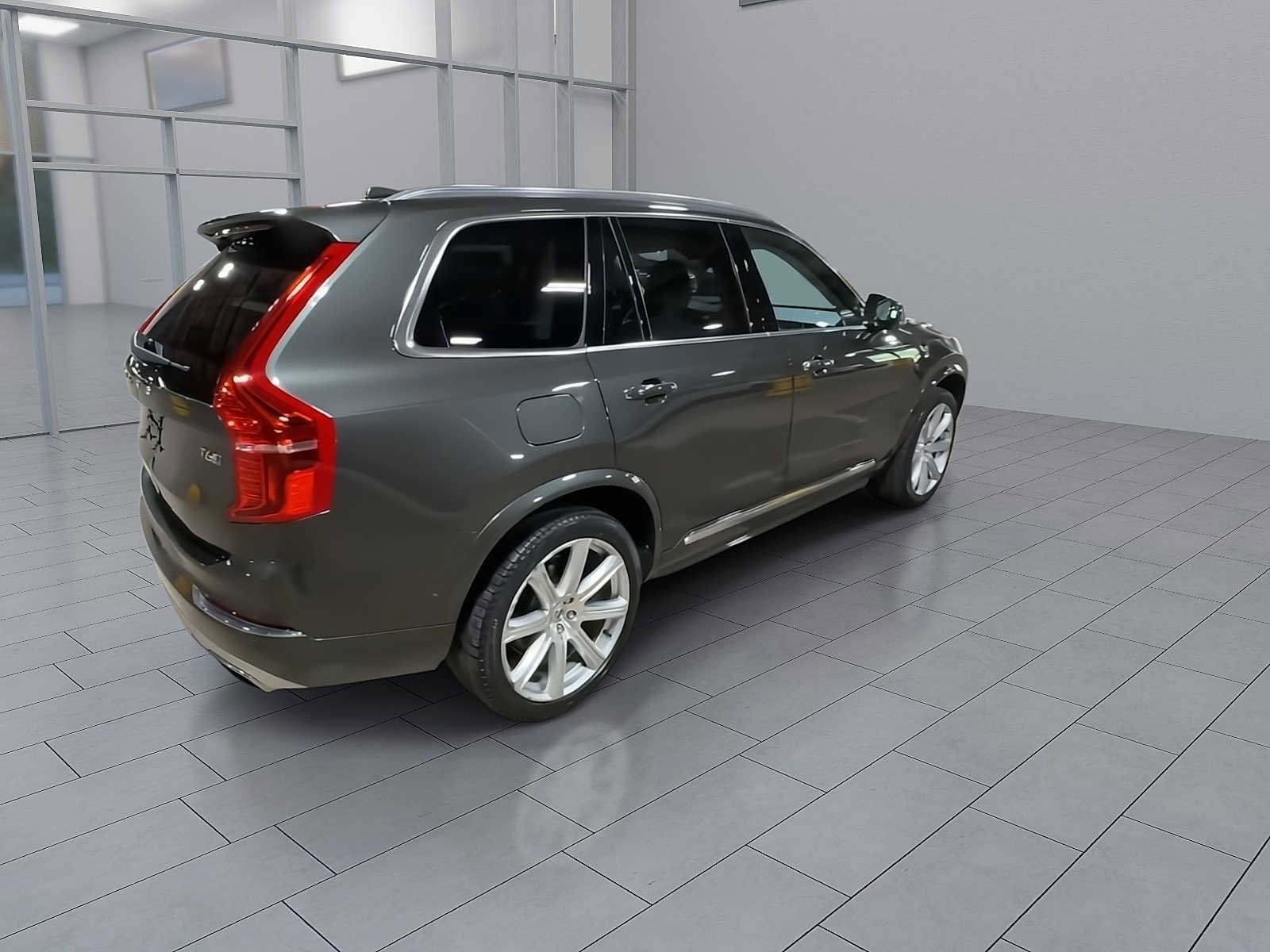 Thumbnail: 2018 Volvo XC90 - 8