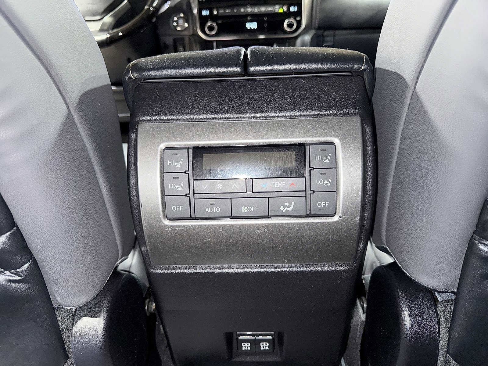 Thumbnail: 2023 Lexus GX - 30