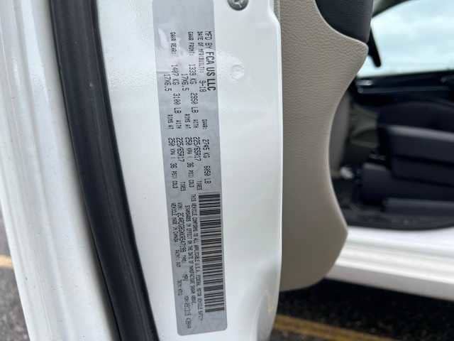 Thumbnail: 2019 Dodge Grand Caravan - 9