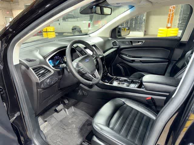 Thumbnail: 2019 Ford Edge - 30