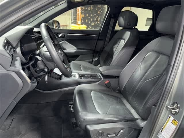 Thumbnail: 2020 Audi Q3 - 15