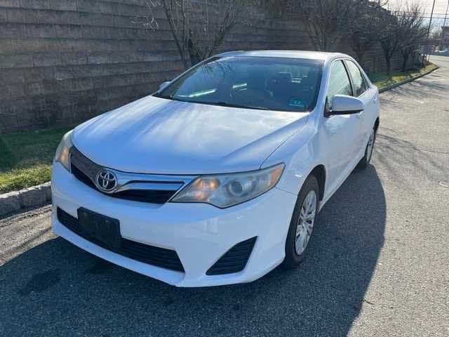 2013 Toyota Camry LE