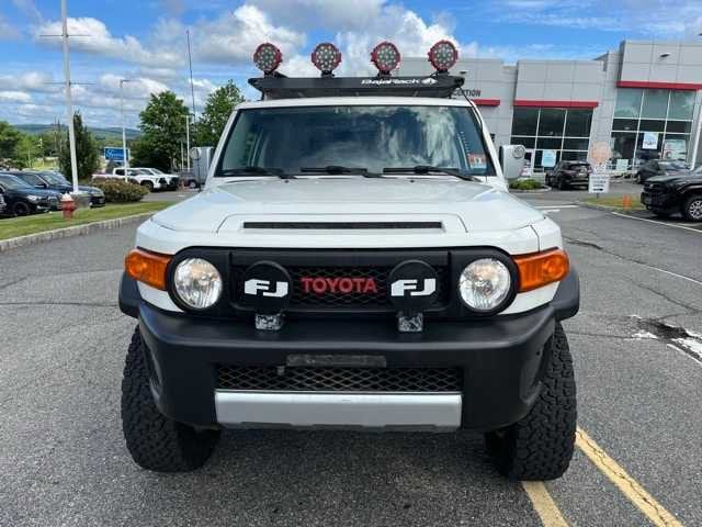 Thumbnail: 2013 Toyota FJ Cruiser - 2