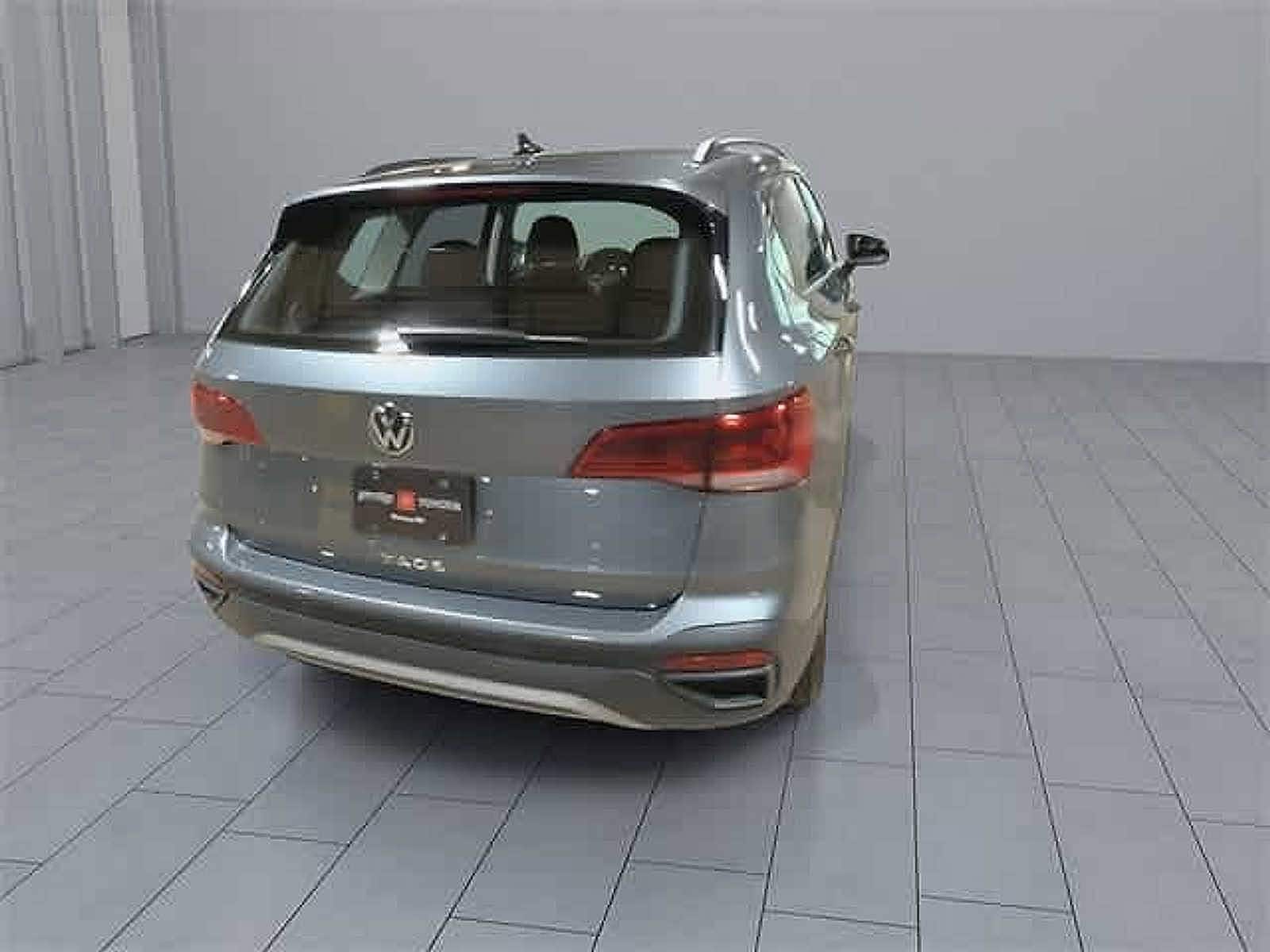 Thumbnail: 2023 Volkswagen Taos - 11