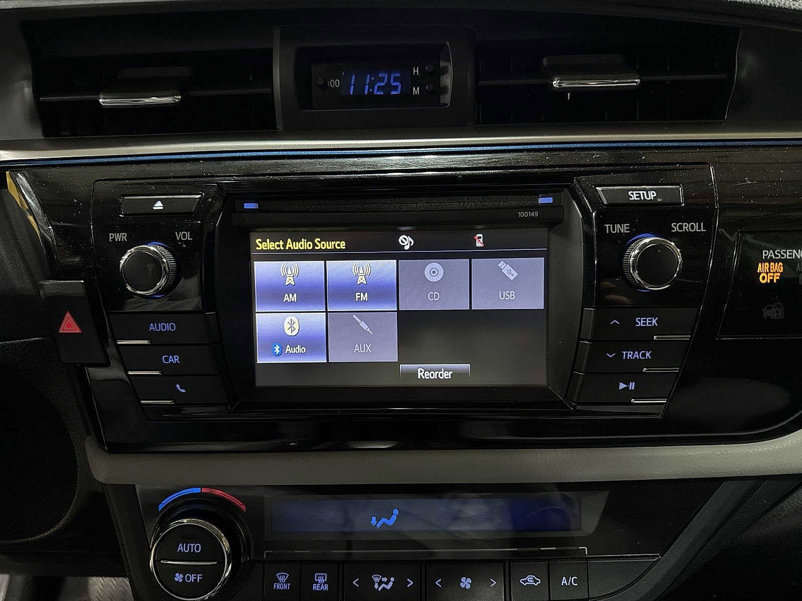 Thumbnail: 2014 Toyota Corolla - 19