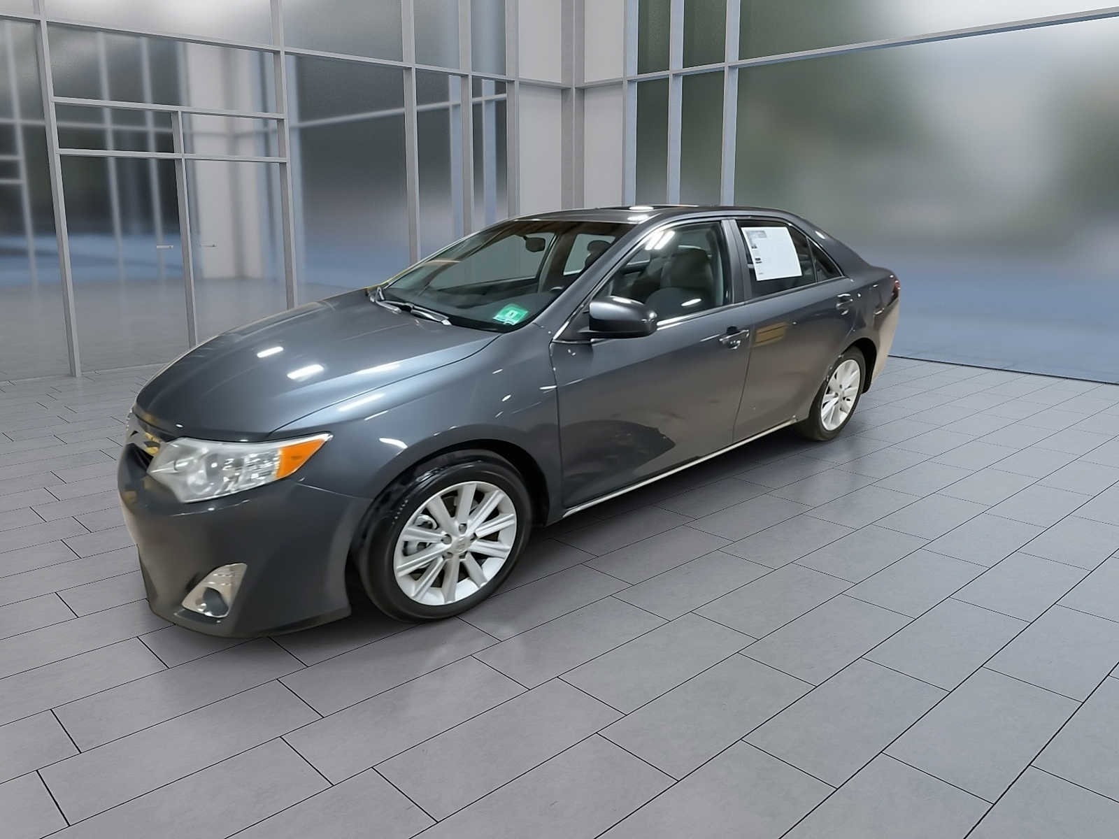 Thumbnail: 2012 Toyota Camry - 4